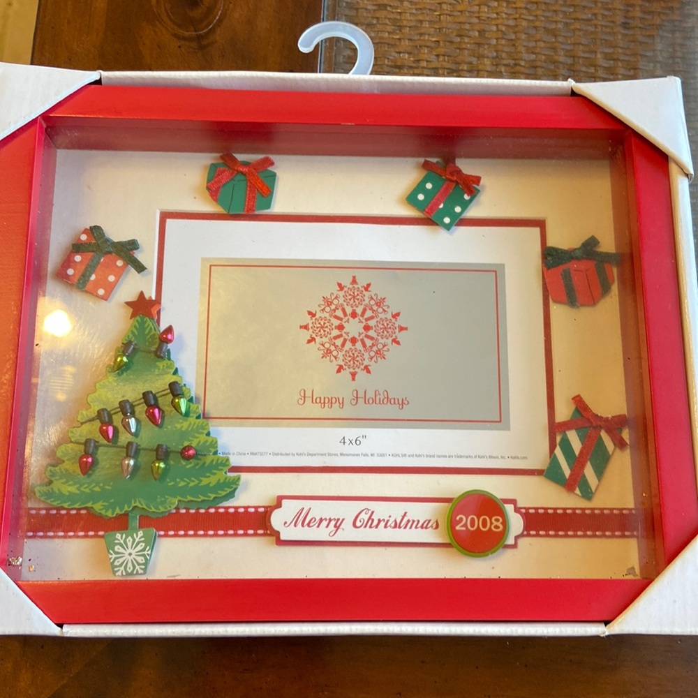 Christmas Tree Shadowbox Tower with 4”x 6”picture opening